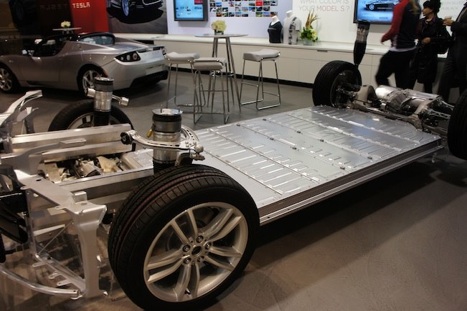  insane inboard mounted Jag rear brake rebuild : Justrolledintotheshop